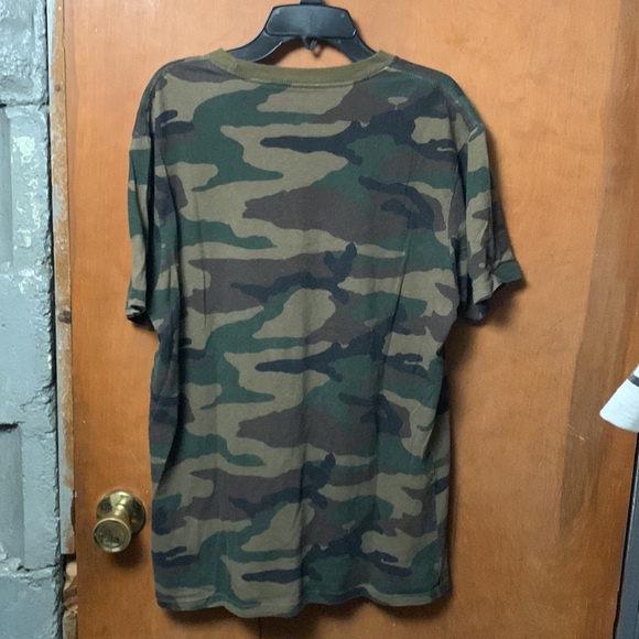 Camo Medium Vans T-shirt - Picture 6 of 6